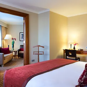 فندق Crowne Plaza Amsterdam Airport هوفدوربْ